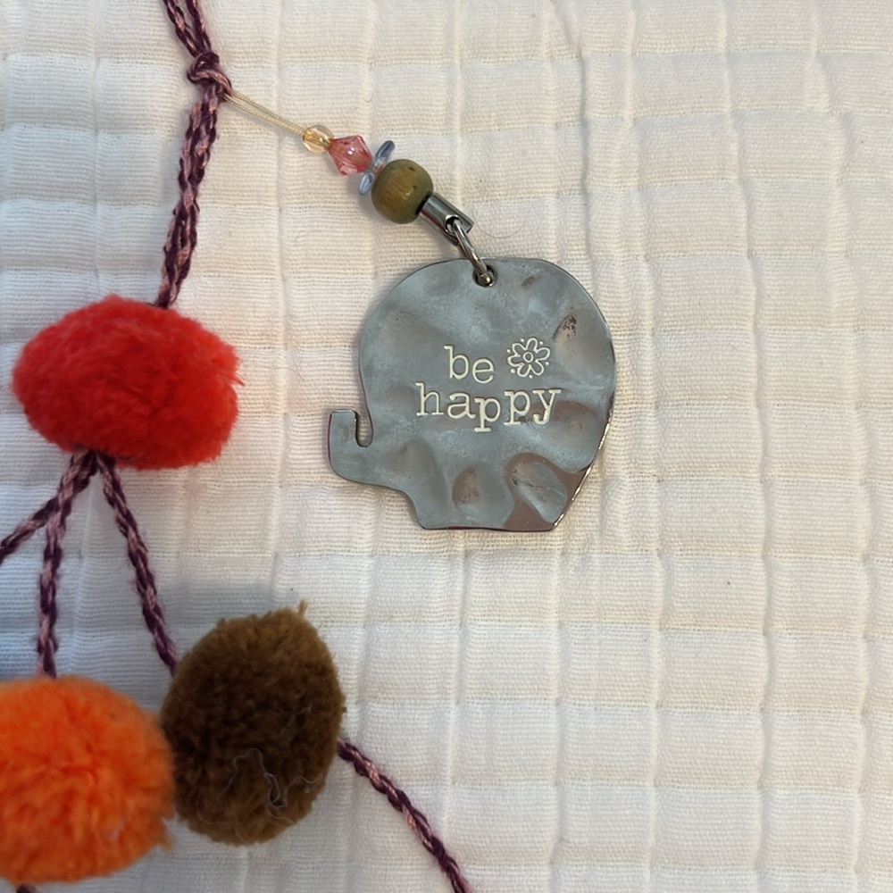 *Car Charm - Picture 2 of 4